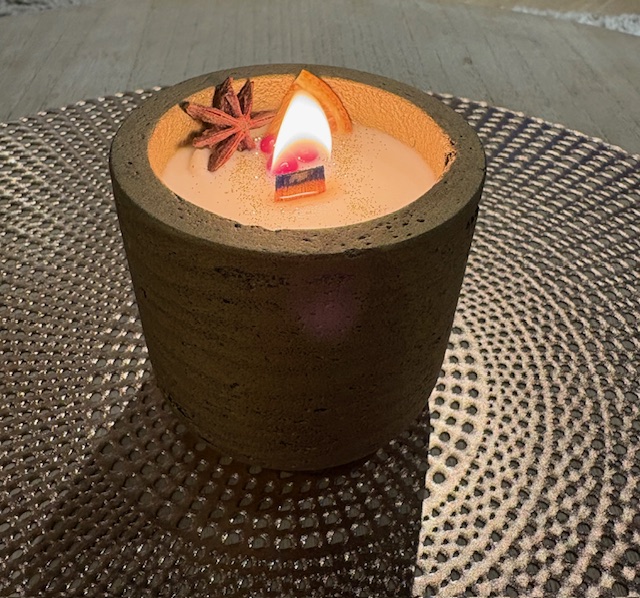 bougie douce nuit allumée